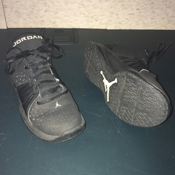 Jordan Shoes Size 4 Nike Air Jordan Black And White Poshmark